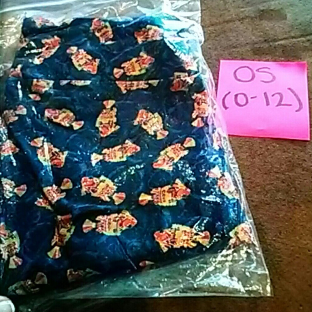 Goldfish lularoe leggings