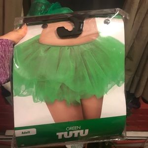 🌈 Green tutu