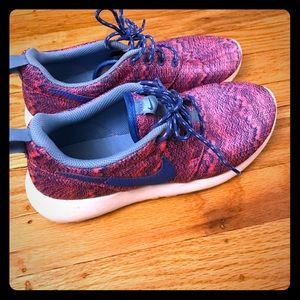 Nike Roshe Run - pink and blue - size 4.5m/6w