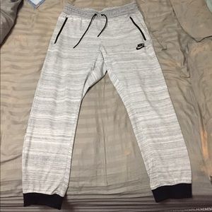 Nike Joggers