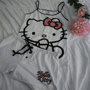⬇$13 Hello Kitty PJ Set