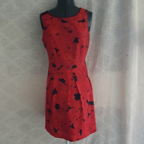 Sexy Black Red Floral Dress Peek-a-Boo Back - Picture 1 of 7