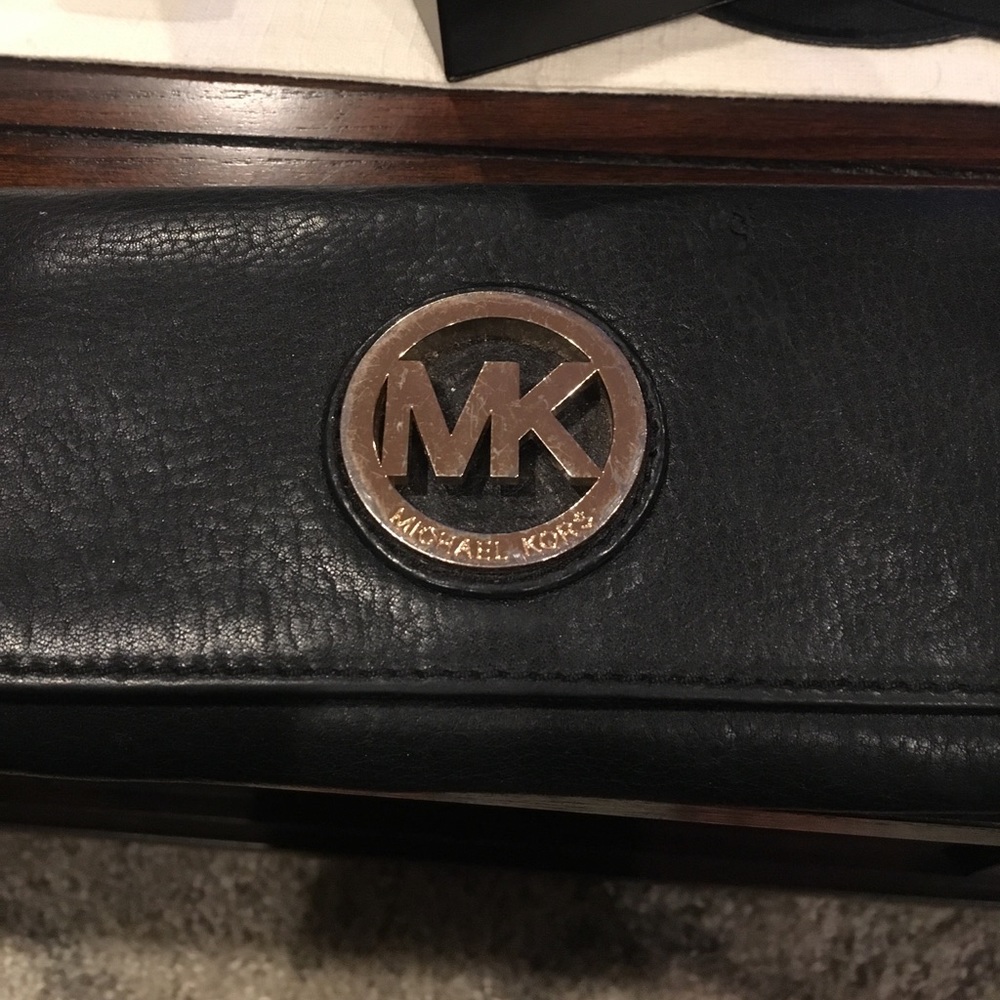 Black Michael Kors wallet