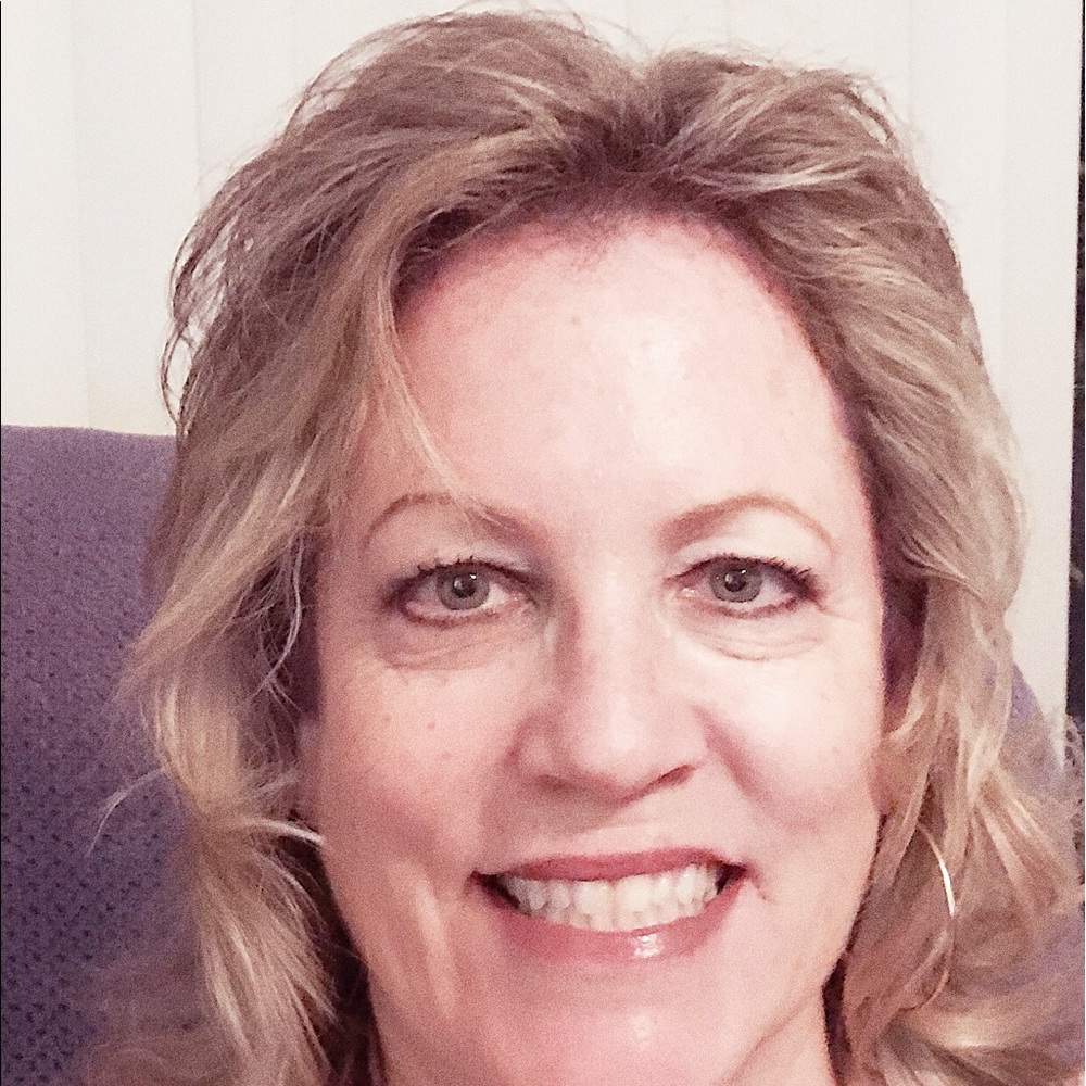 Meet your Posher, Julie