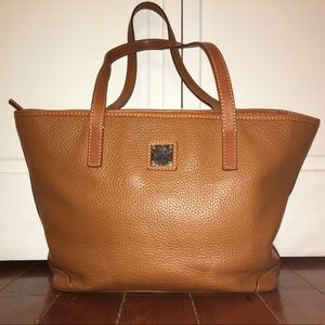 🍉 Medium Dooney & Bourke Tote