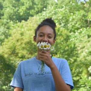 Meet your Posher, Cassandra