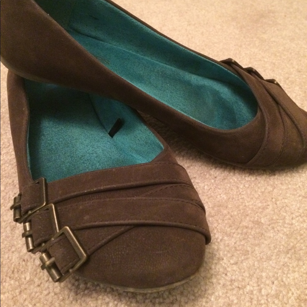 Maurice’s shoes