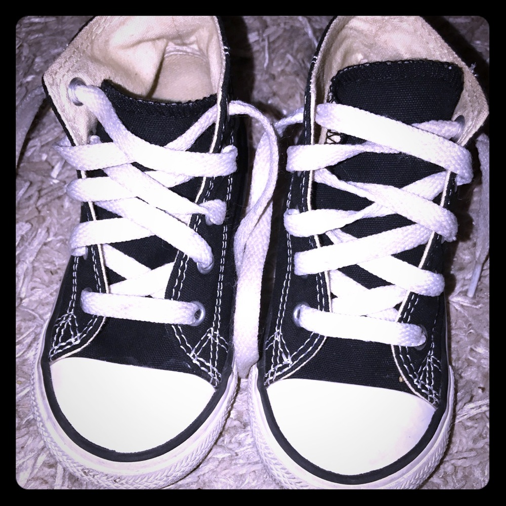 Toddlers black & white chucks