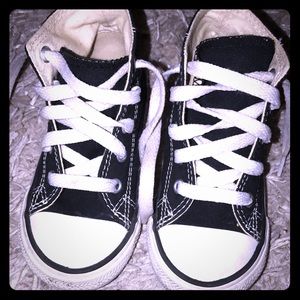Toddlers black & white chucks