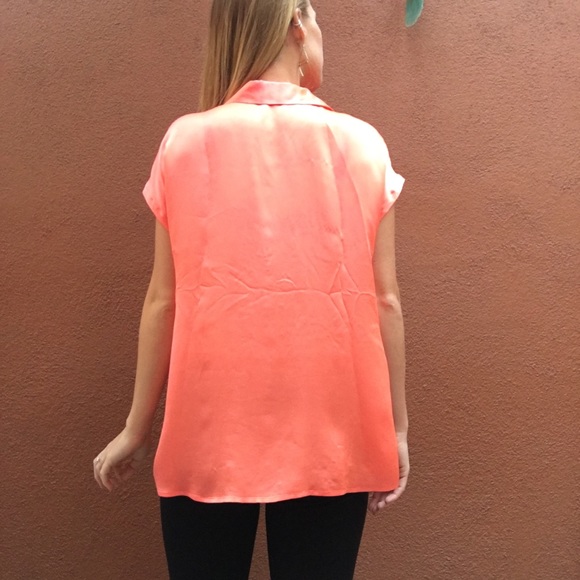 Equipment Femme Button Down Silk Blouse - Picture 2 of 8