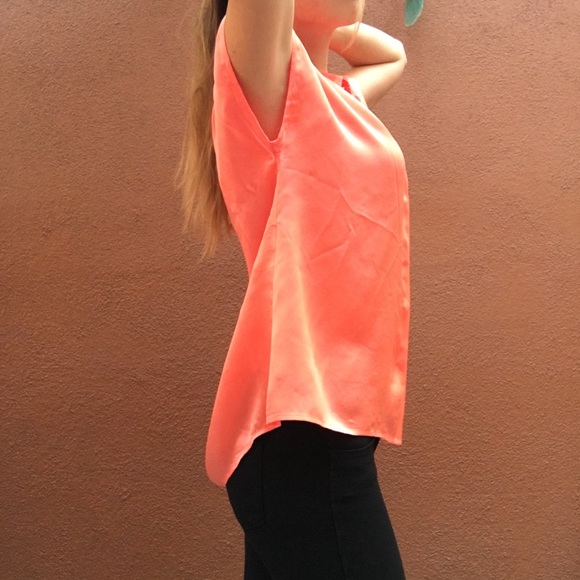 Equipment Femme Button Down Silk Blouse - Picture 3 of 8