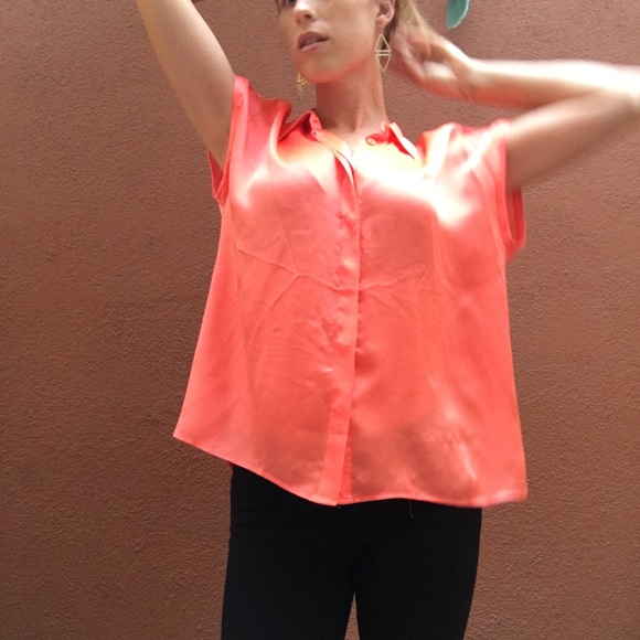 Equipment Femme Button Down Silk Blouse - Picture 8 of 8