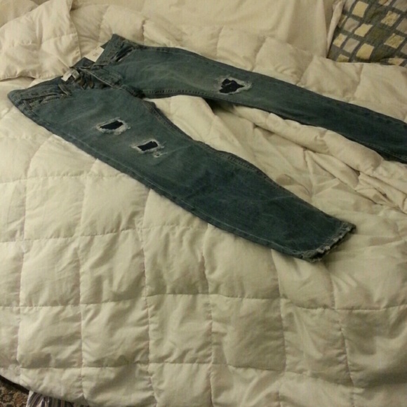 Forever 21 Distressed Slim Jeans - Picture 2 of 4