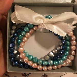 Cultured pearl bracelet set