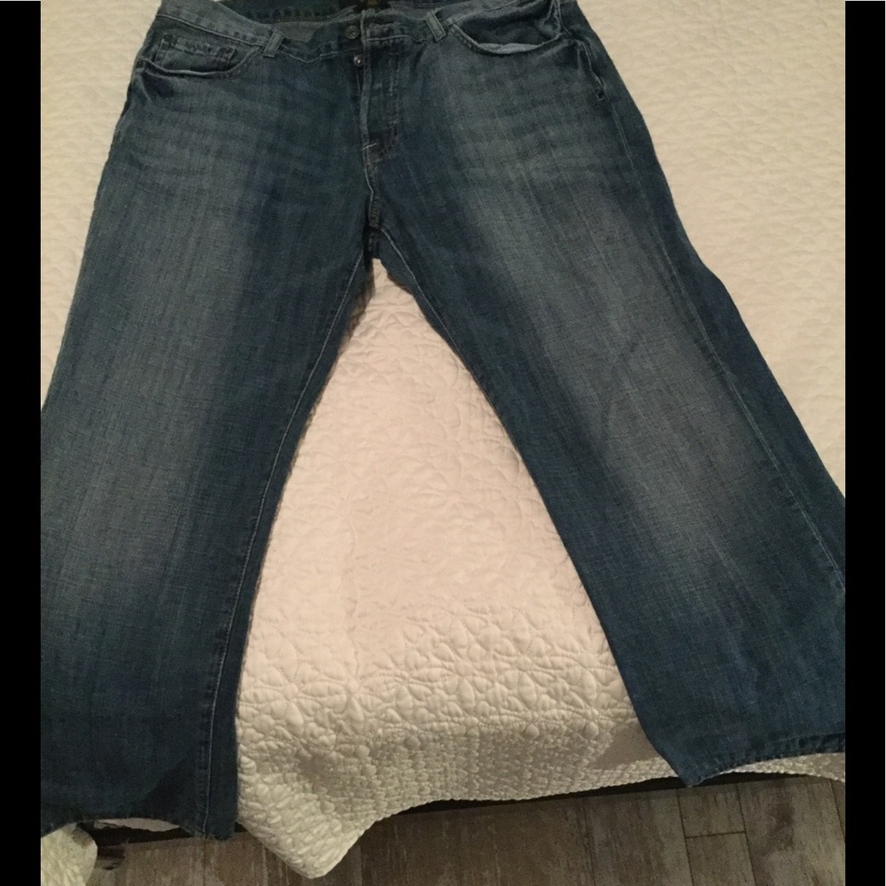 Men Lucky Brand jeans