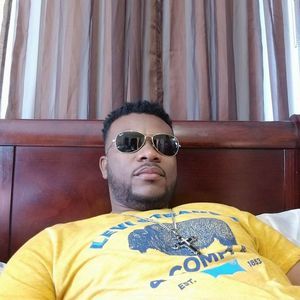 Meet your Posher, Carl henry