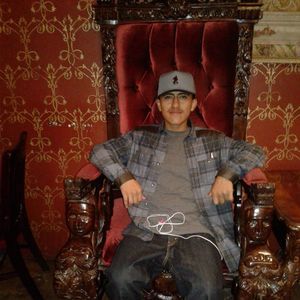 Meet your Posher, Javier