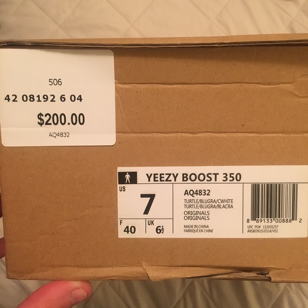 Yeezy 350 turtle dove size 7