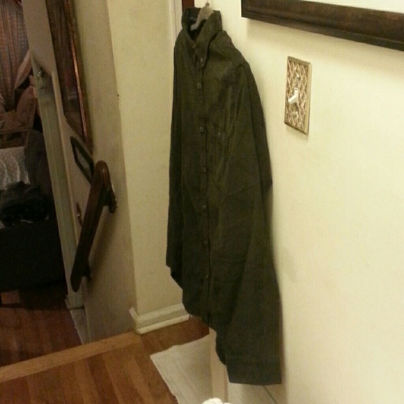 Slim-Fit Corduroy Shirt - Picture 2 of 4