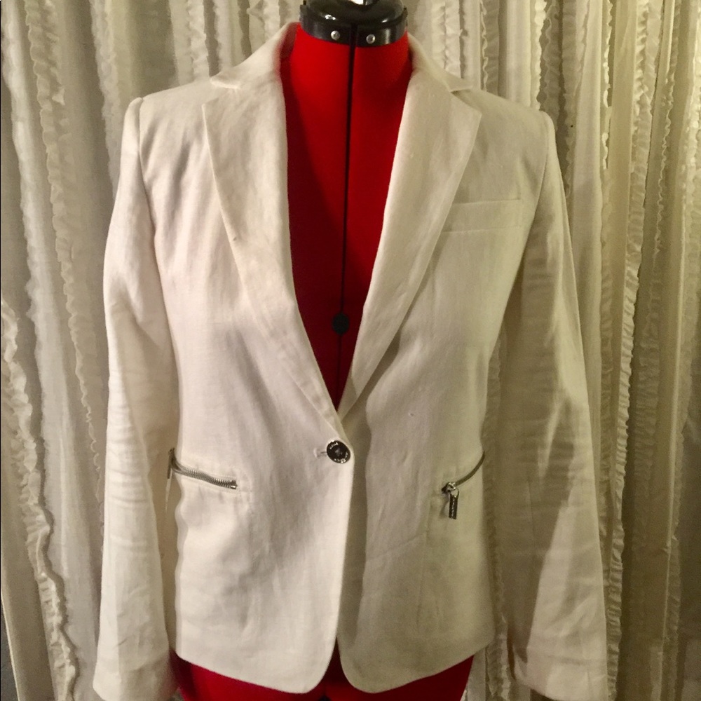 Cream/White colored Michael Kors linen blazer