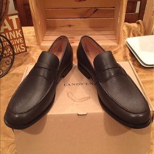 Brand new Lands'end size 11 men's penny loafer.