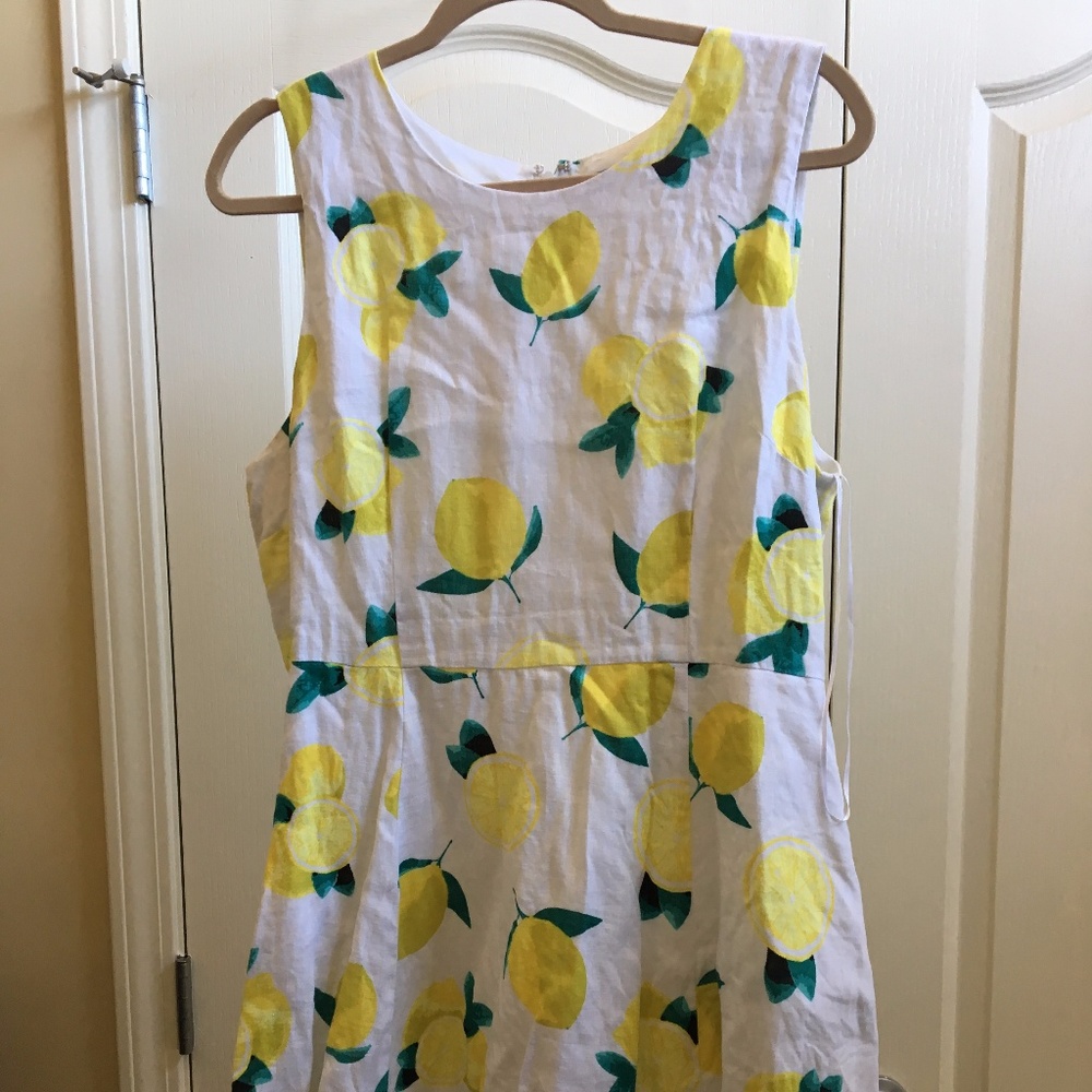 Crown and Ivy Dress