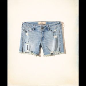 Ultra Low-Rise Denim Boyfriend Short