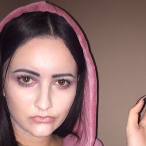 Meet your Posher, Mara