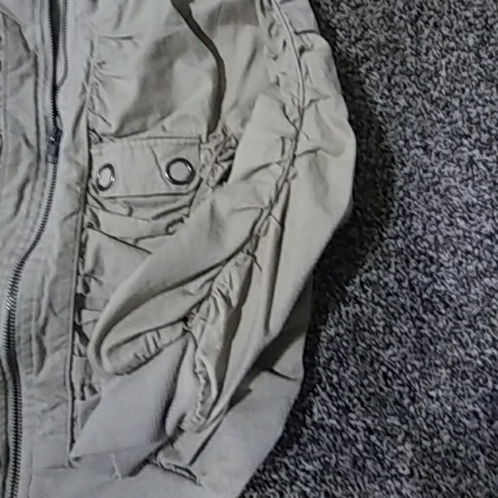 Jacket - Picture 4 of 4