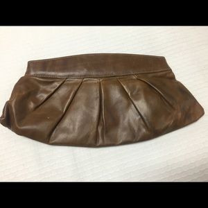 Fossil clutch