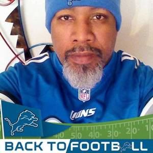 Meet your Posher, Troy