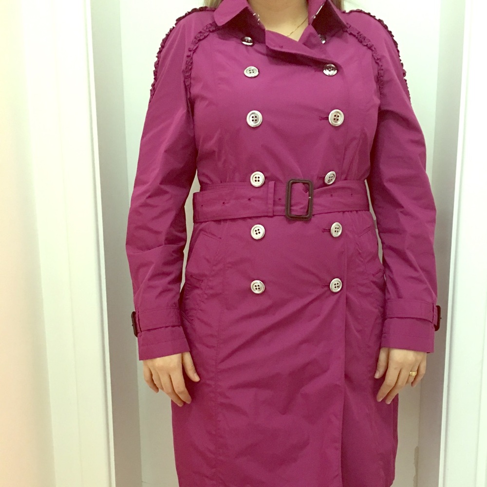 Burberry Super Chic Raincoat