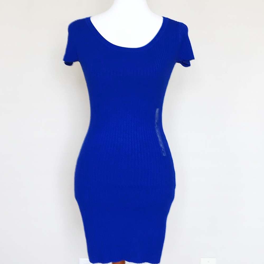 H&M dress - Picture 3 of 3