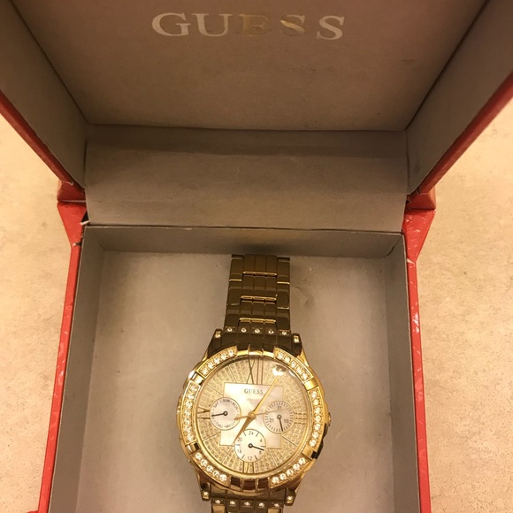 GC (Guess Collection ) Swiss made Watch main image 5
