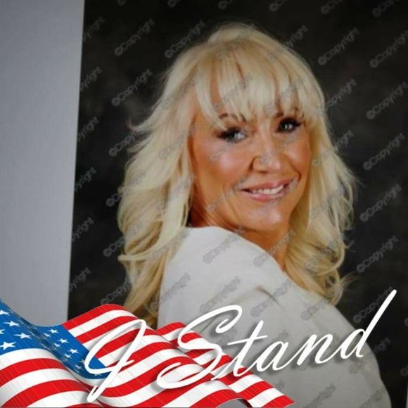 Meet your Posher, Kimber - Picture 2 of 2