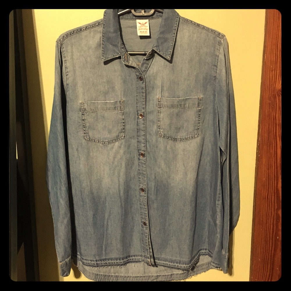 Faded Glory Button up Shirt.