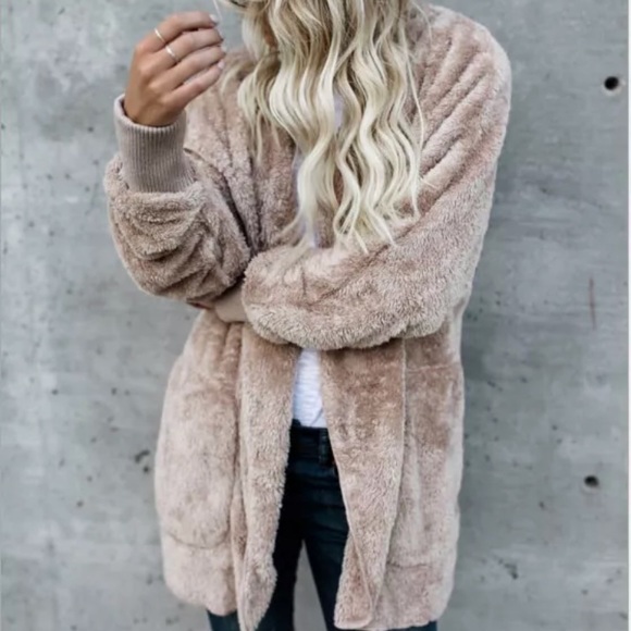 🌲SOLD OUT🌲Loose Fleece Cardigan - Picture 4 of 8