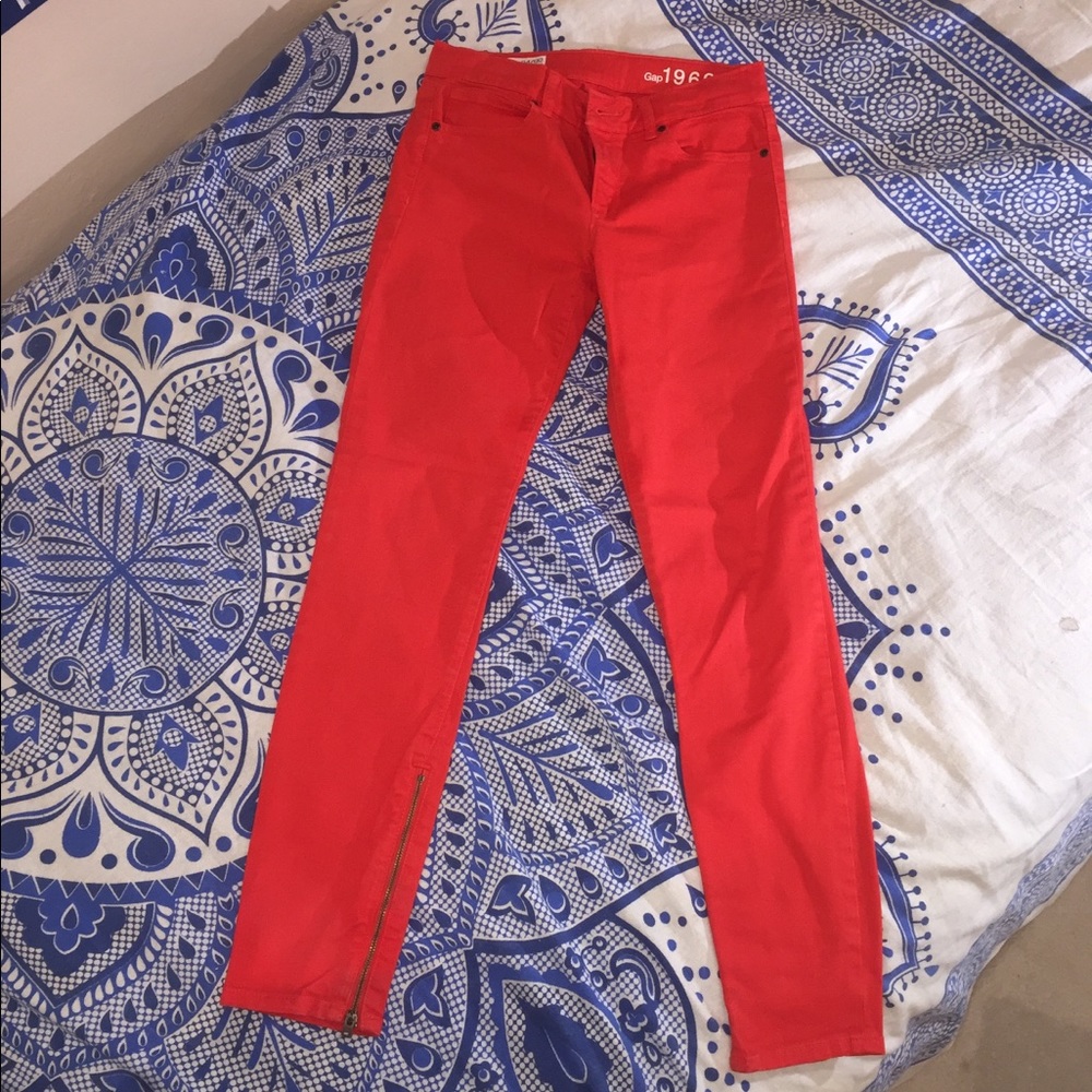 Straight Cut Jeans