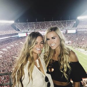 Meet your Posher, Anna bella