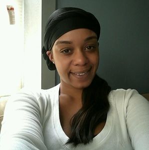 Meet your Posher, Charsetta