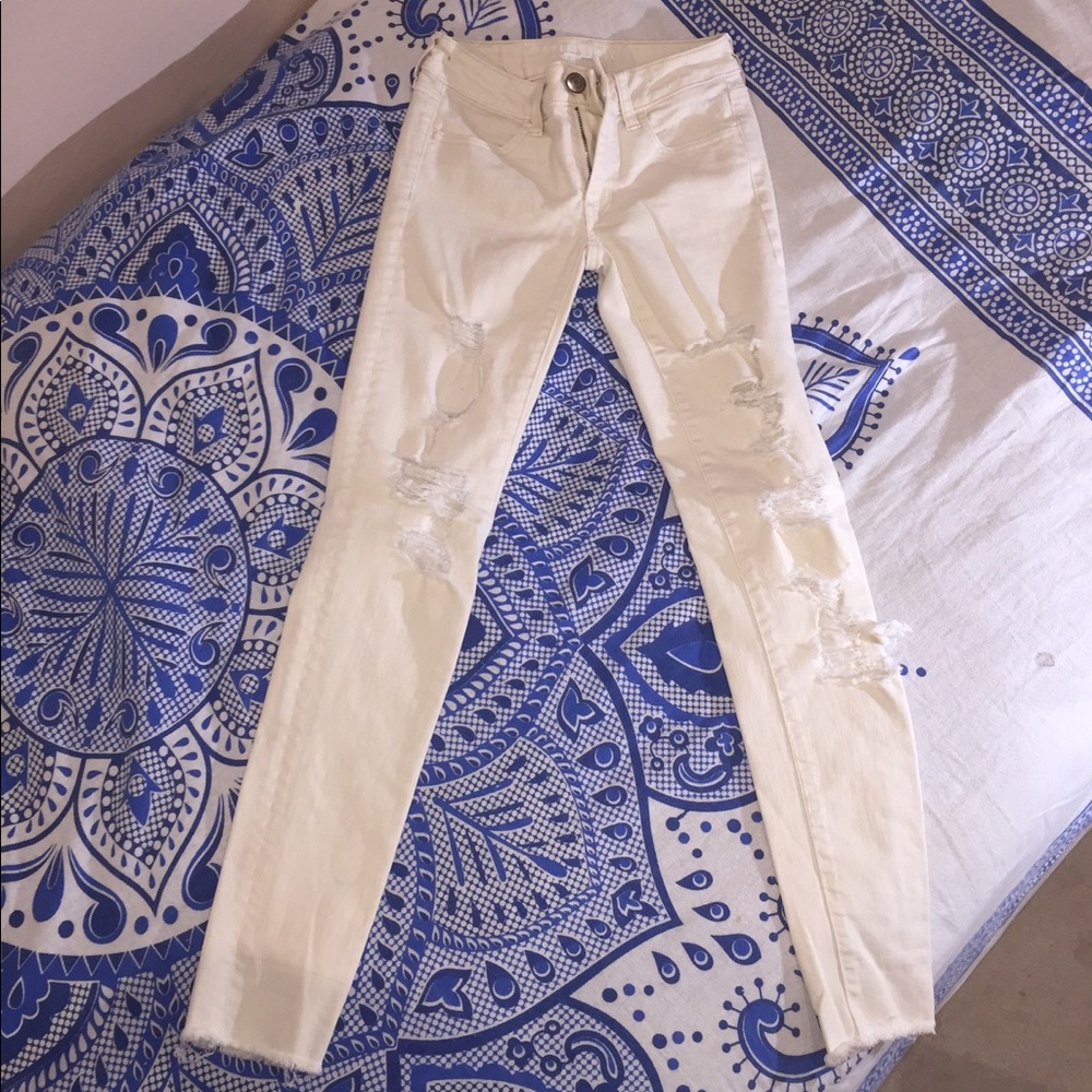Ripped White Stretchy Jeans