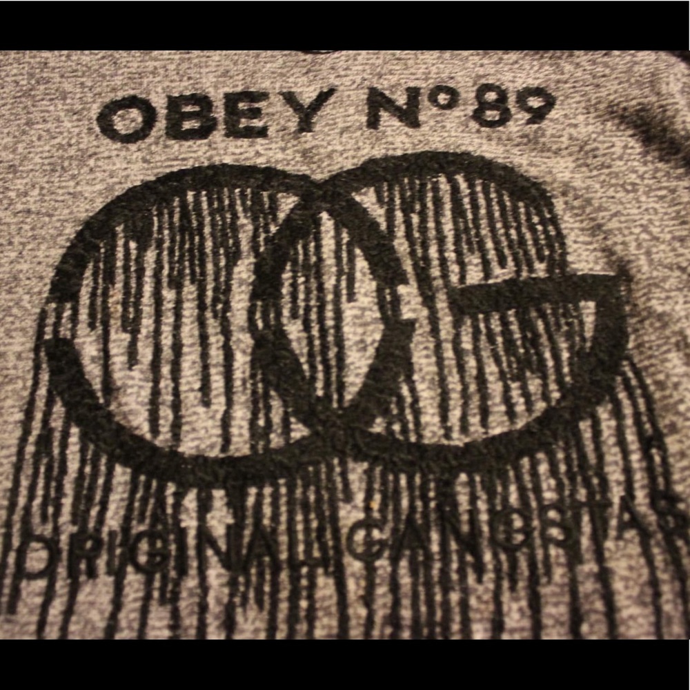 Obey Dripping "OG" sweater Size: M