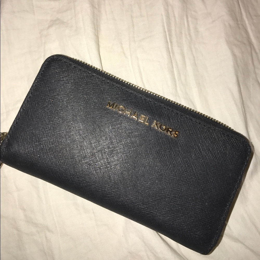 Michael Kors wallet