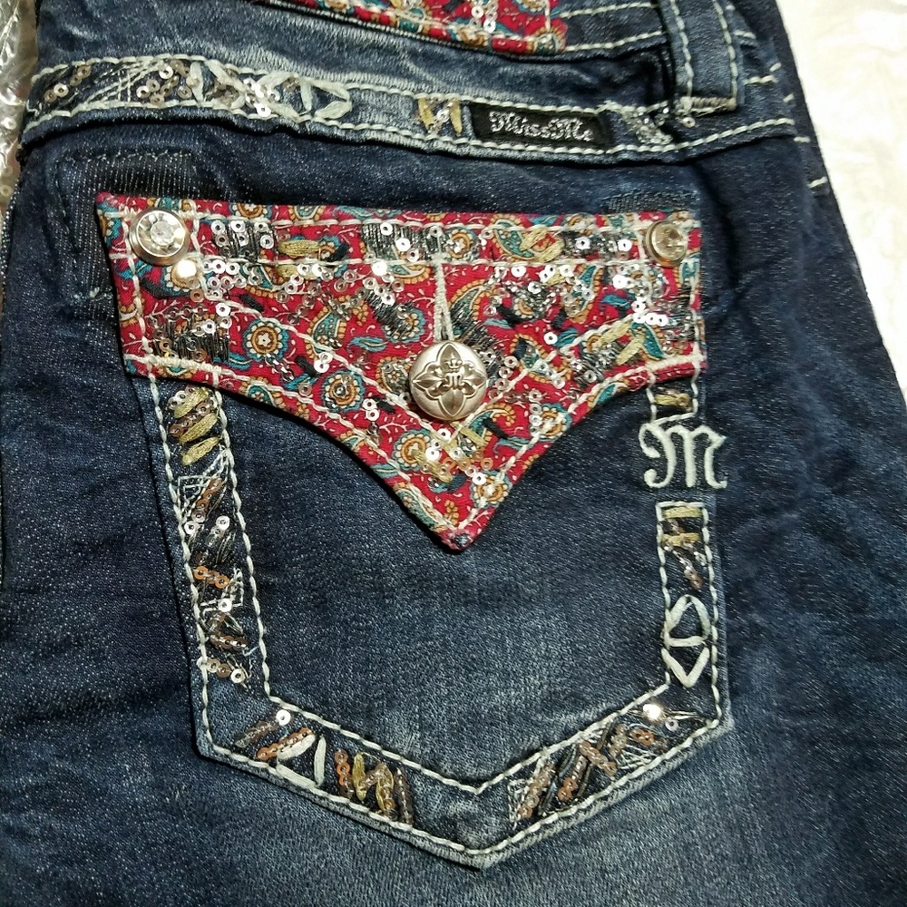 Miss Me Signature Paisley flap Boot jeans NEW! - Picture 5 of 6