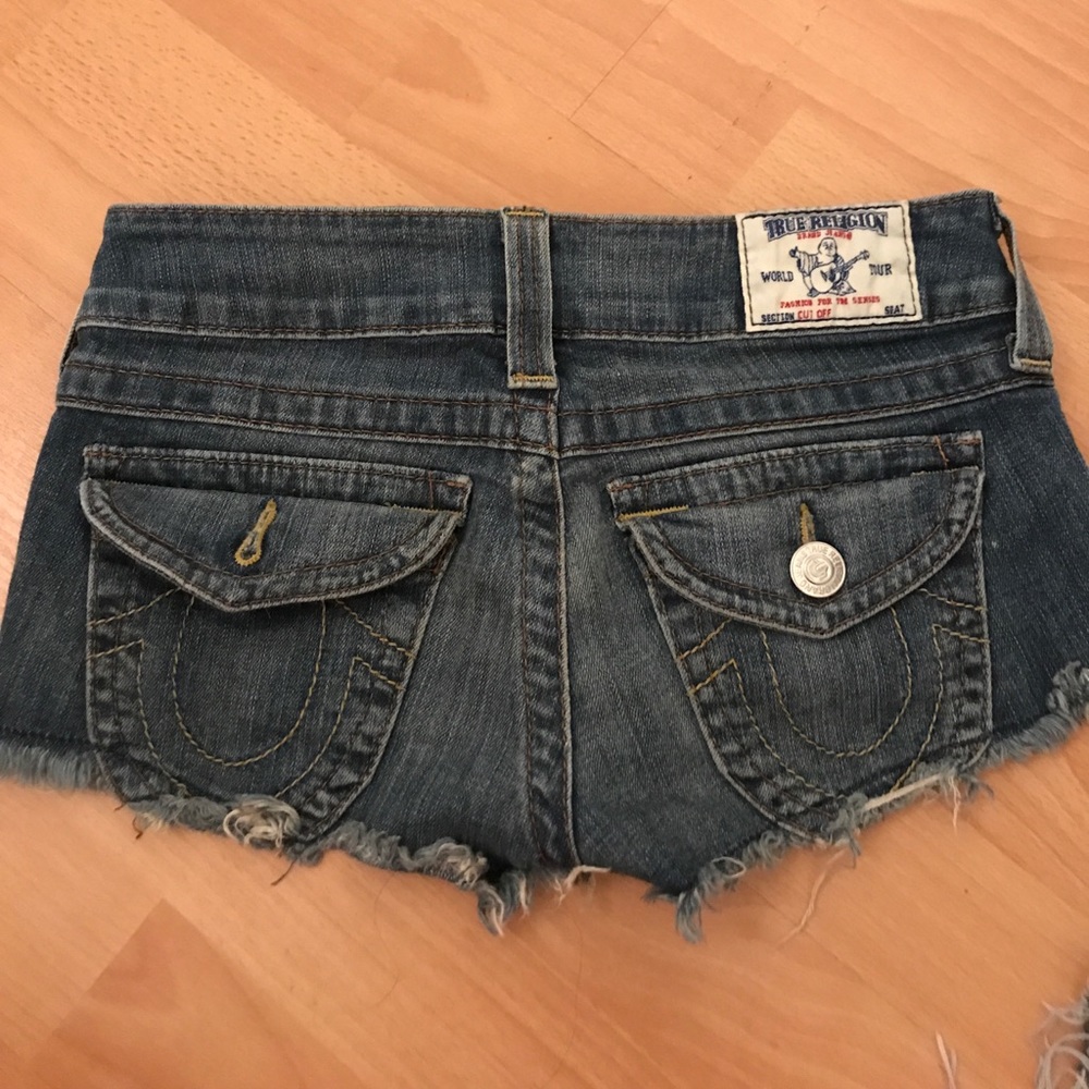 Pre Owned short