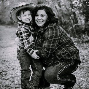 Meet your Posher, Leeann