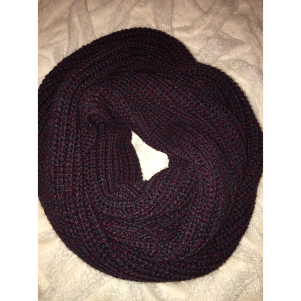 Infinity scarf