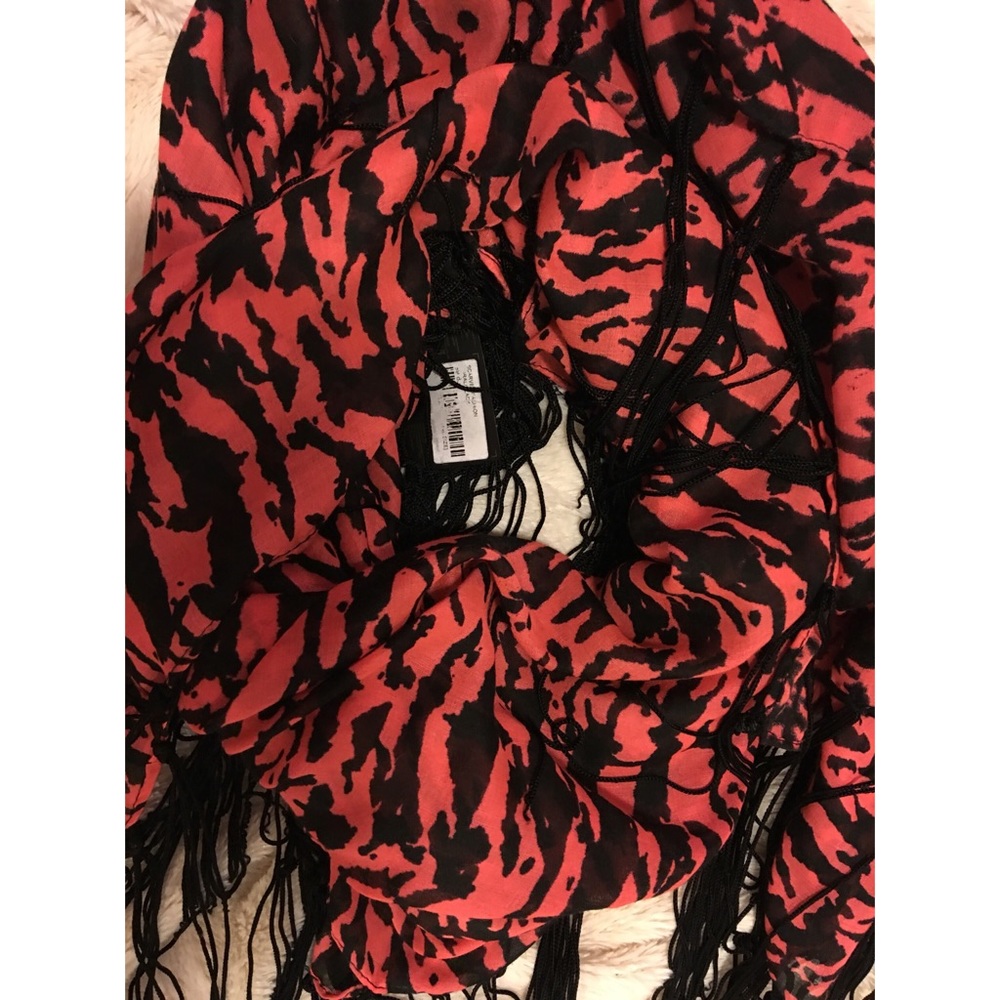 Printed scarf - Picture 2 of 2
