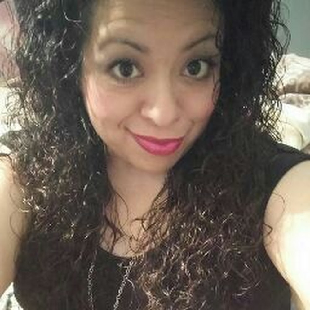 Meet your Posher, Yvonne