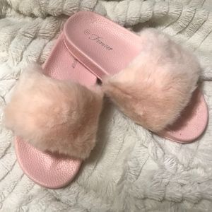 Women's Fur Slides PINK HOT STYLE!